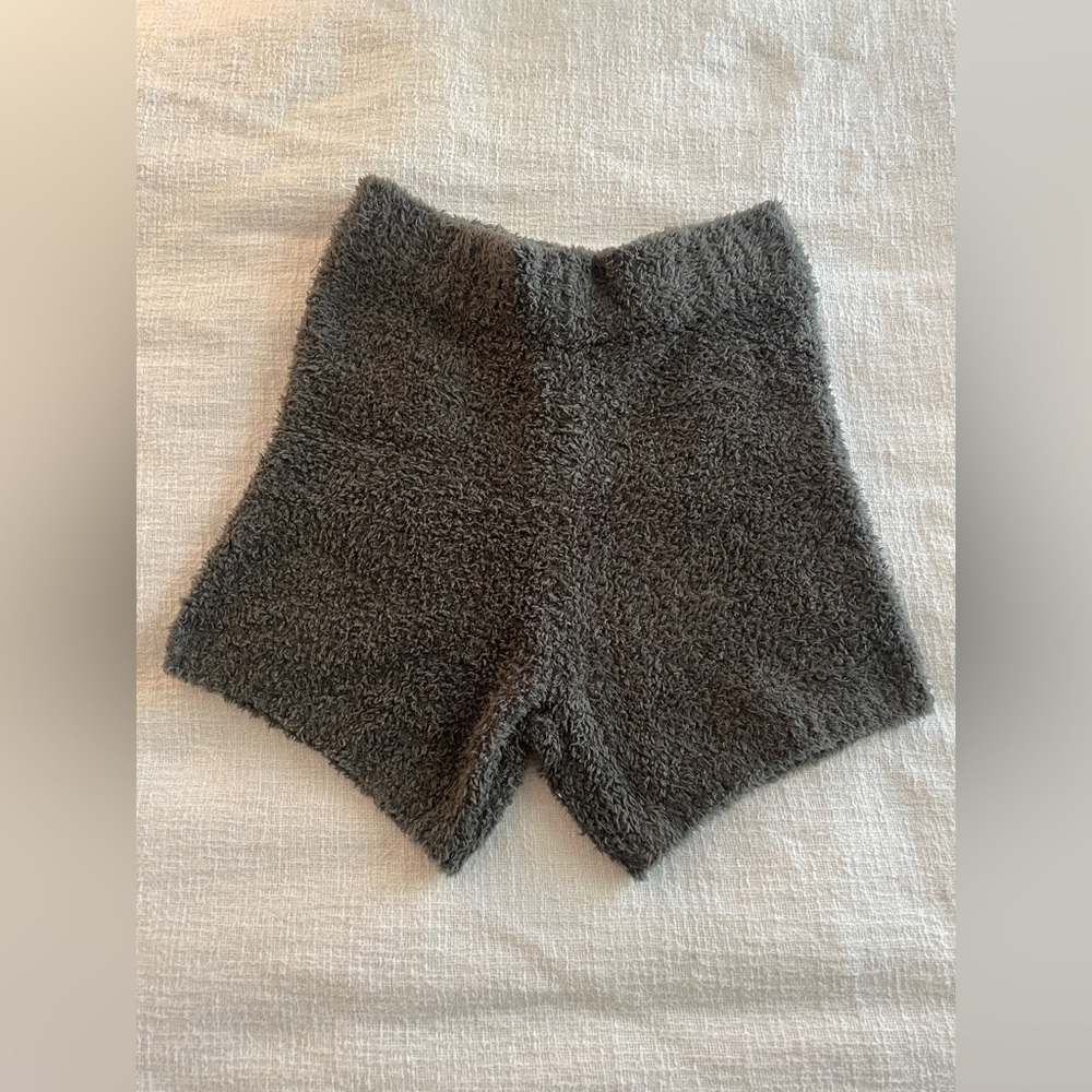 Skims cozy knit shorts, size L/XL